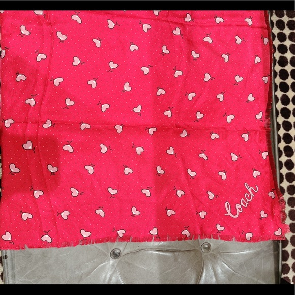 💯 NEW- Coach square silk scarf - RED - Picture 3 of 10